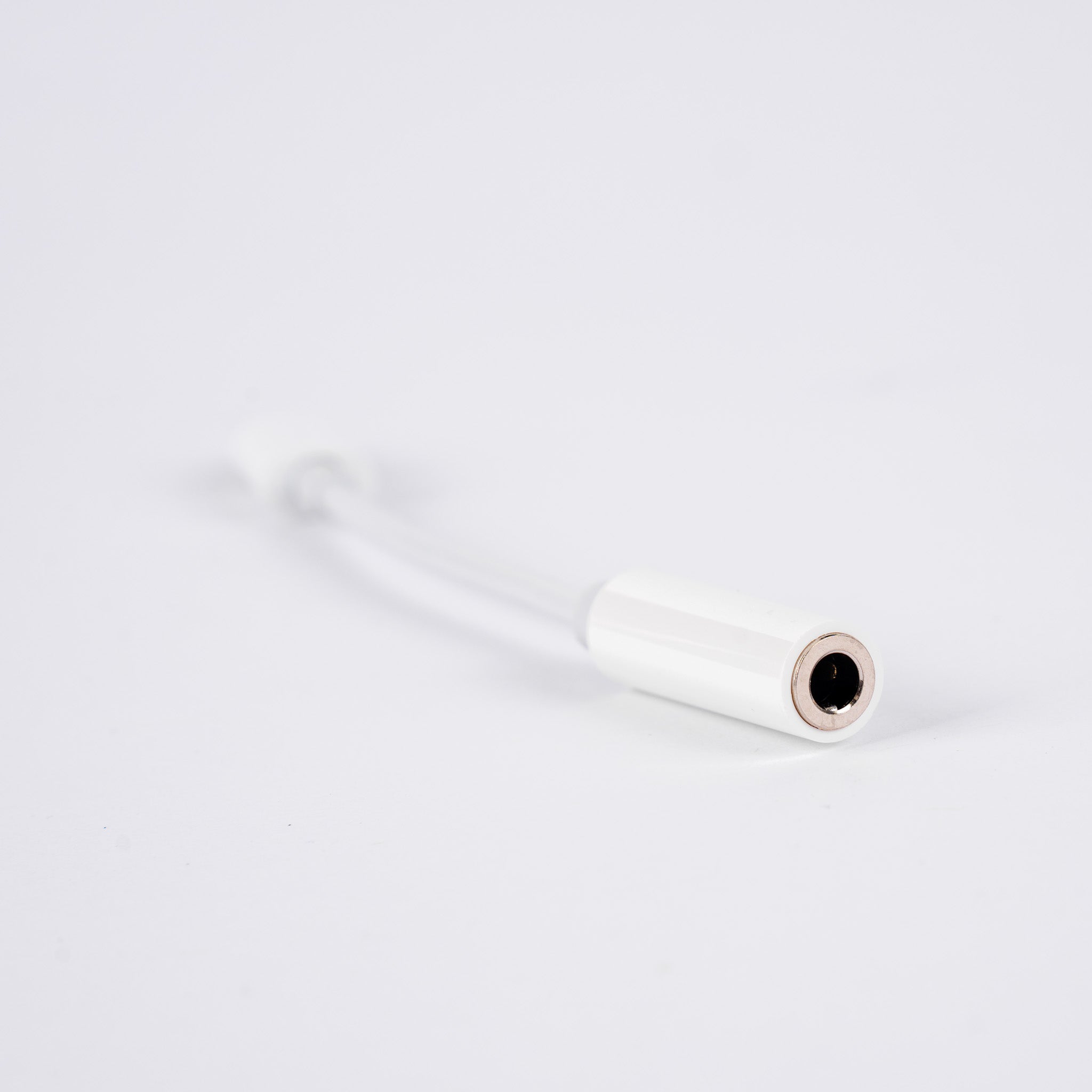 Convertidor para Audífonos 3.5 mm a Lightning para iPhone
