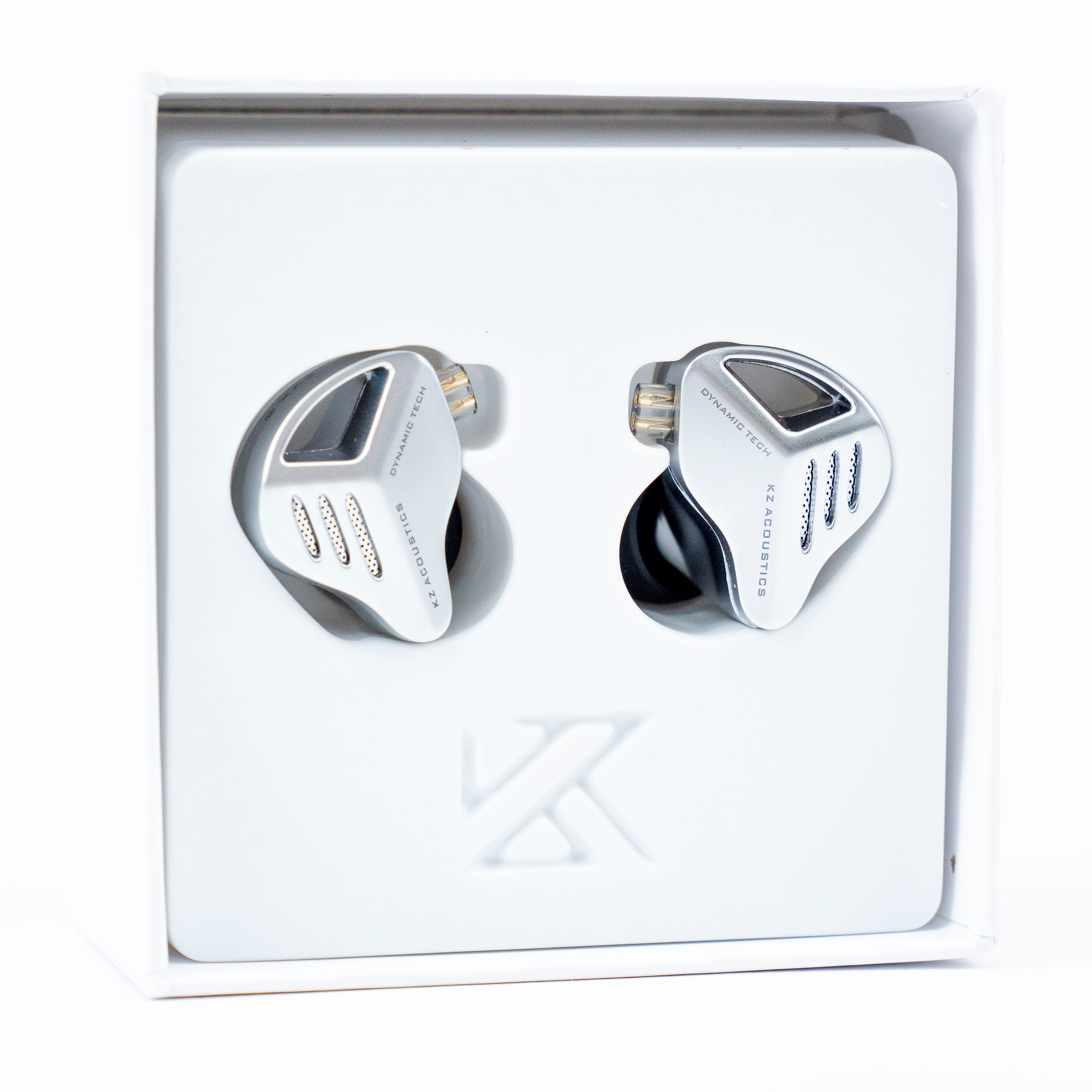 KZ ZVX - Audífonos In Ears