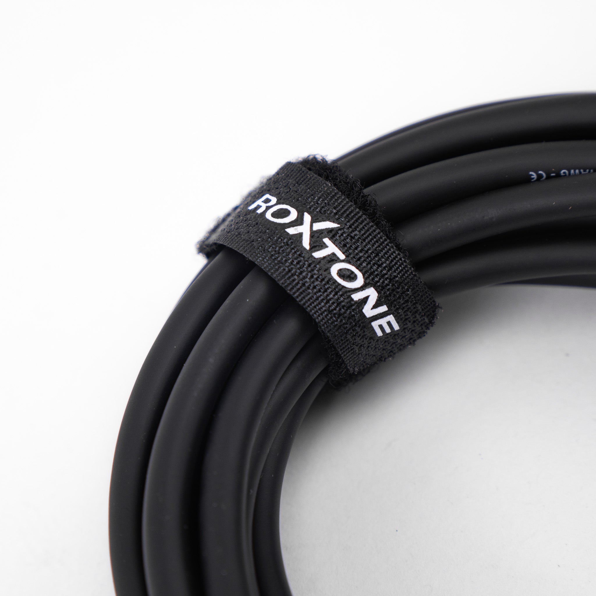 Cable XLR  Roxtone de 6 metros